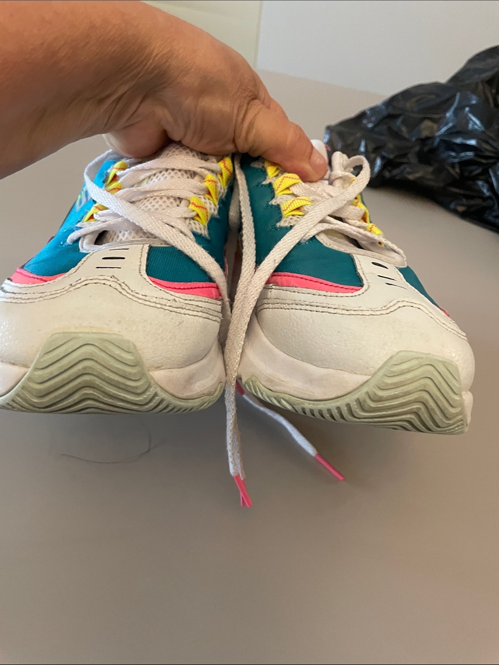 Sneakers - Picture 7 of 7
